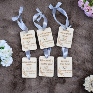 Drewniana zawieszka na wódkę